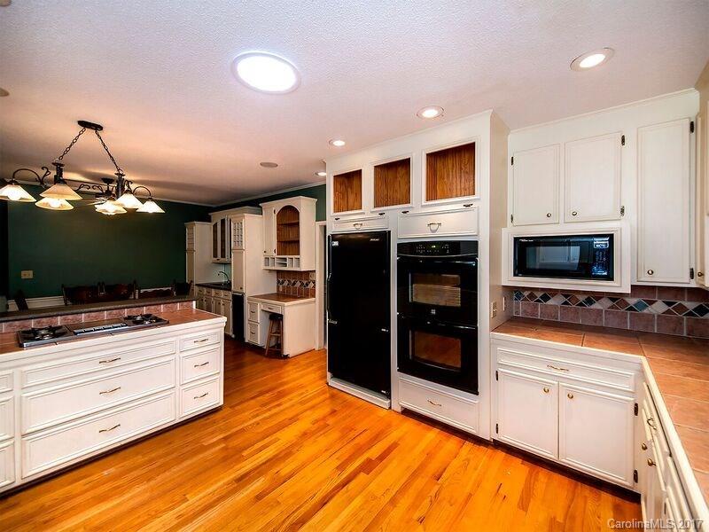 800 Avondale Road Gastonia, NC 28054 - Photo 4 of 20 Gallery Image 4