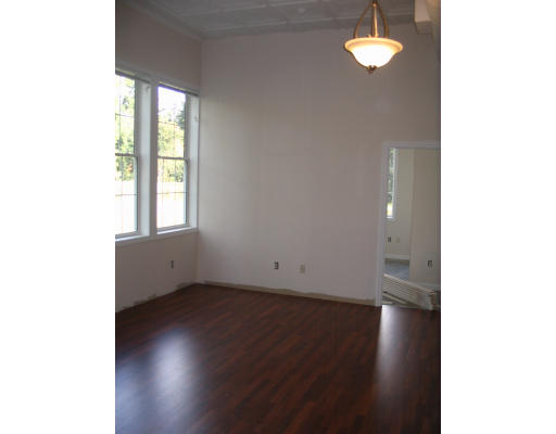 42 Phillips Road, Unit 8 Holden, MA 01520 - Photo 3 of 6 Gallery Image 3