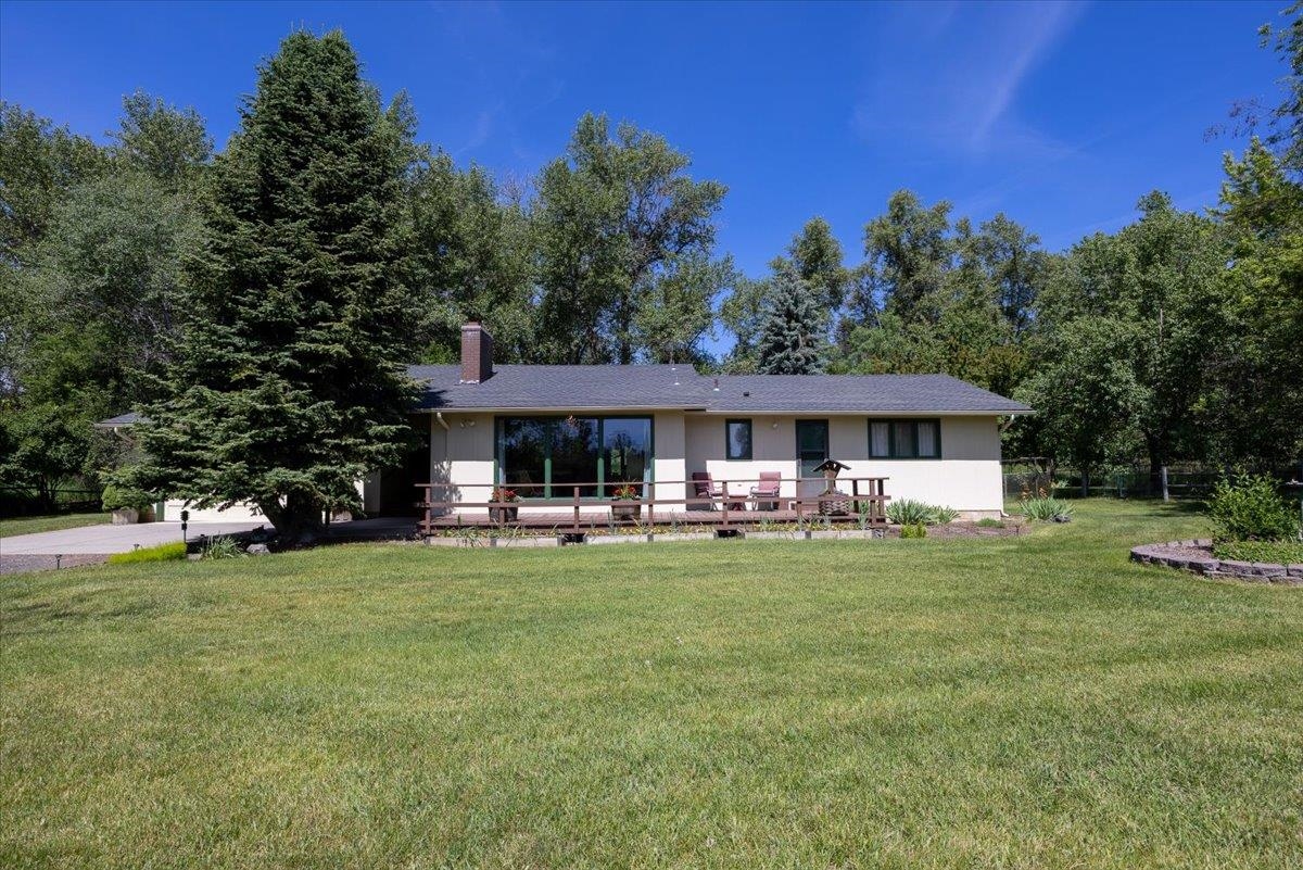 1225 East Burk Road Colbert, WA 99005 - Photo 3 of 50