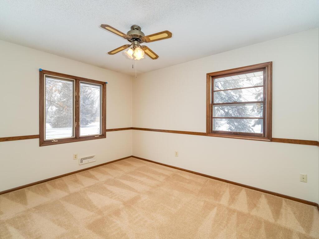 8325 Ewing Road Bloomington, MN 55431 - Photo 13 of 23 Gallery Image 13