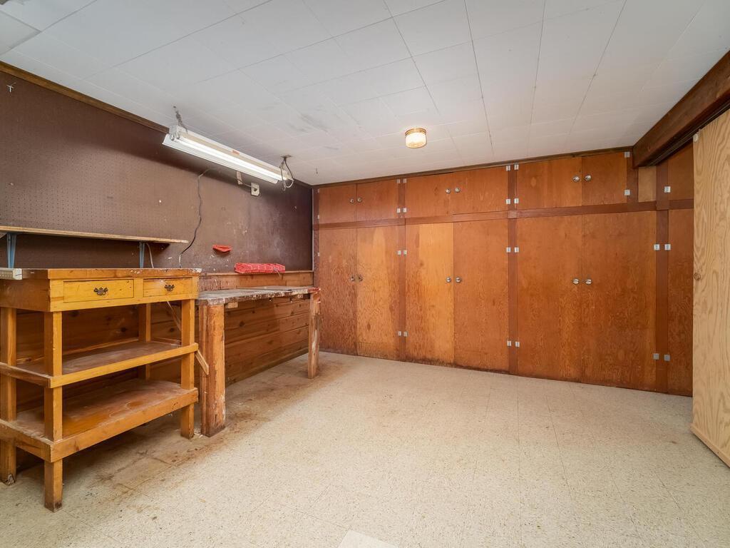 8325 Ewing Road Bloomington, MN 55431 - Photo 22 of 23 Gallery Image 22