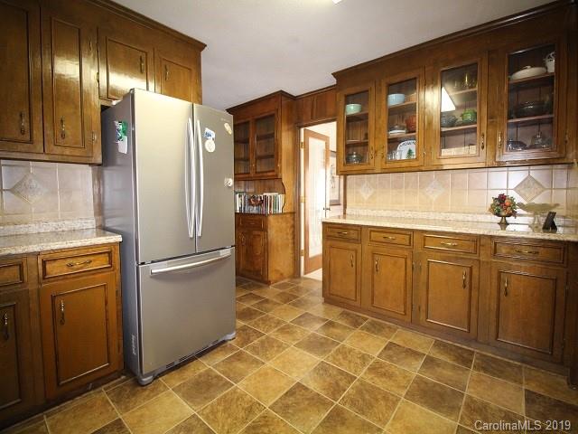 722 Pineview Lakes Road Chester, SC 29706 - Photo 8 of 22 Gallery Image 8