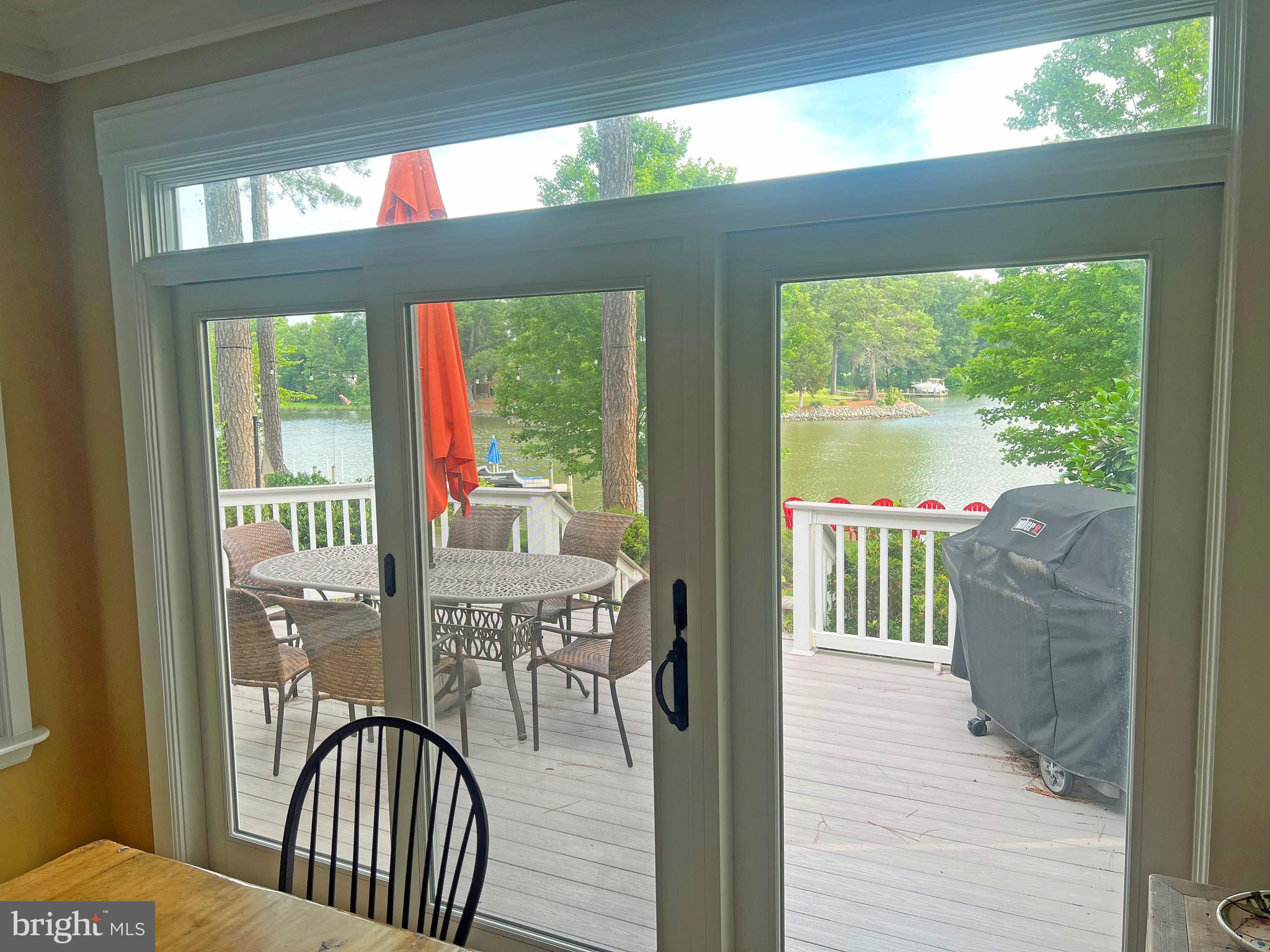 52 Reef Court Montross, VA 22520 - Photo 27 of 76 Dining room has direct access to the deck