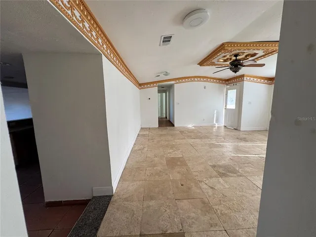 $2,095 | 2430 North Central Avenue, Kissimmee, FL 34741