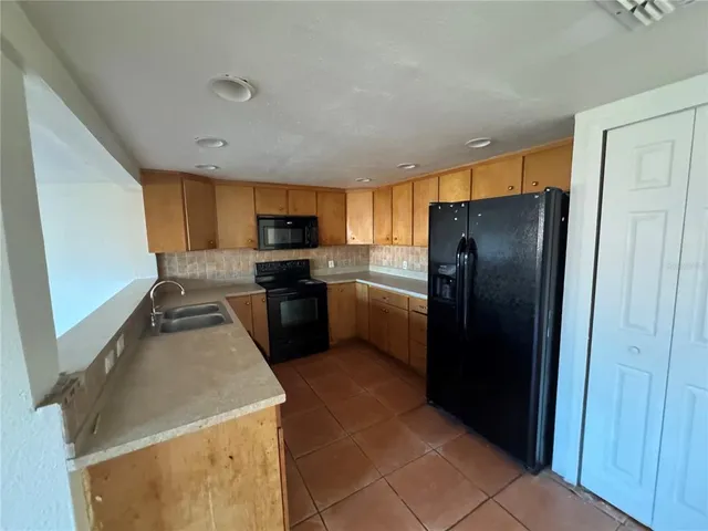 $2,095 | 2430 North Central Avenue, Kissimmee, FL 34741