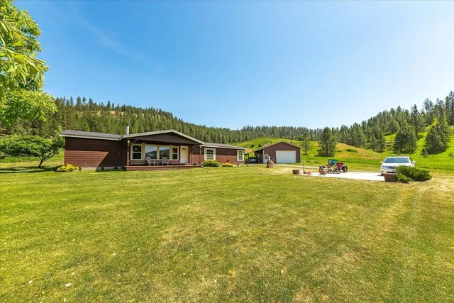 $549,000 | 1643 Highway 395, Chewelah, WA 99109