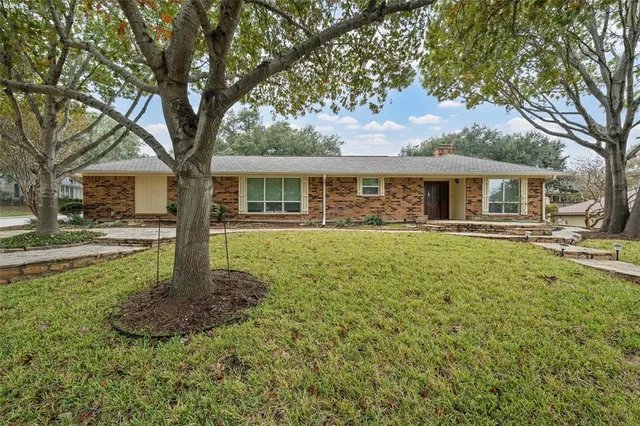 $369,900 | 3900 Green Valley Drive, Waco, TX 76710