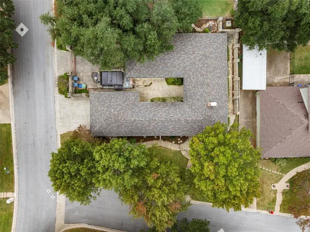 $369,900 | 3900 Green Valley Drive, Waco, TX 76710