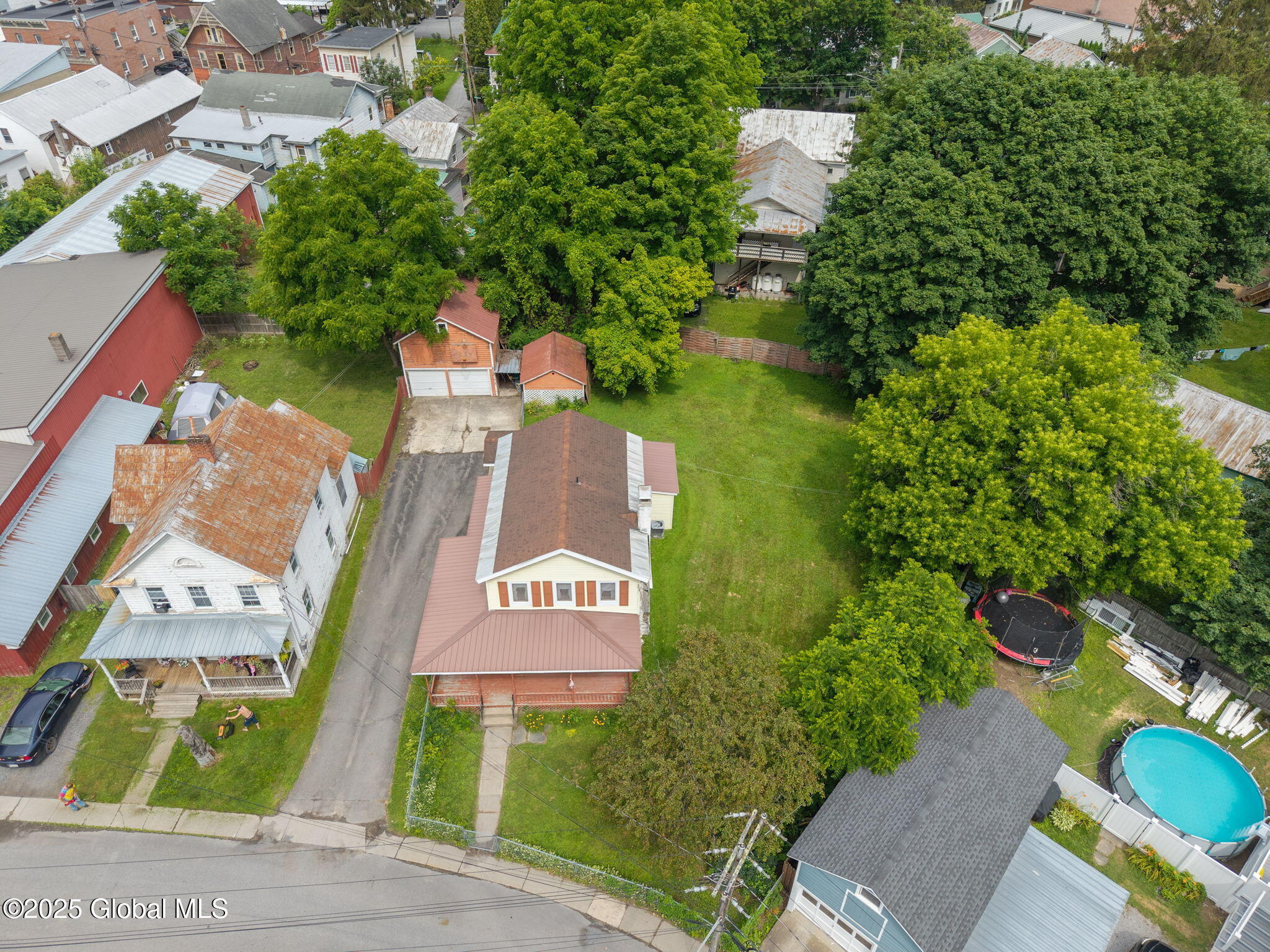 115 Chestnut Lane Middleburgh, NY 12122 - Photo 8 of 35 44-115ChestnutSt_44