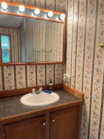 $179,900 | 10 Jericho Road, Bainbridge, NY 13733