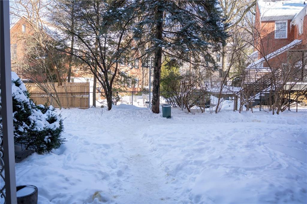 5025 Fifth Avenue, Unit 3F Pittsburgh, PA 15232 - Photo 19 of 22 a view of a tree with back yard