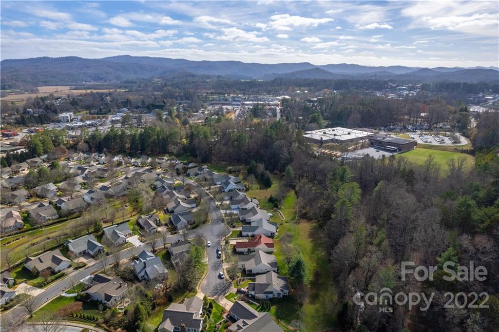 7 Sheffield Place Brevard, NC 28712 - Photo 29 of 30 a view of a city