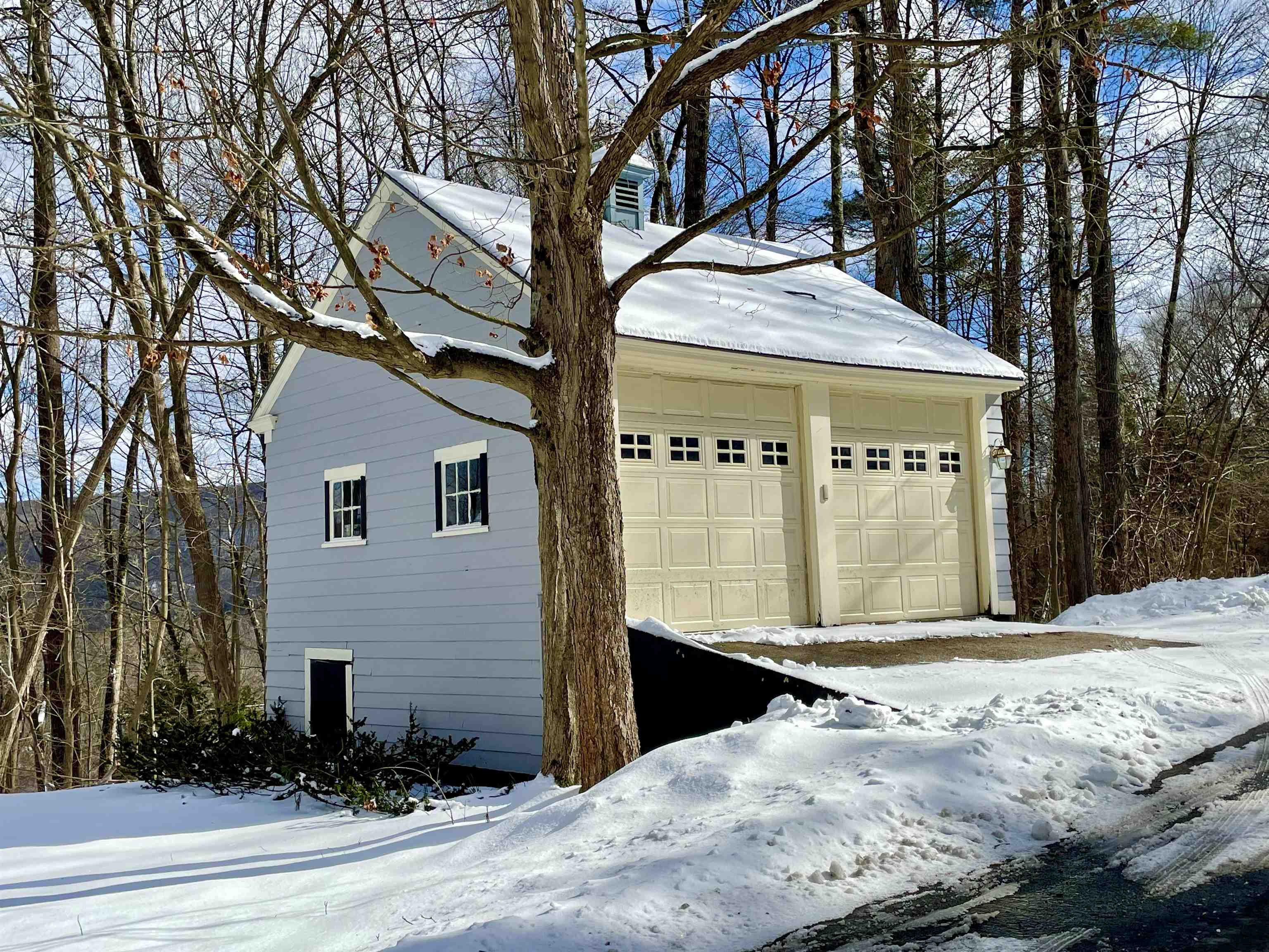 1 Colony Road Rockingham, VT 05101 - Photo 5 of 36