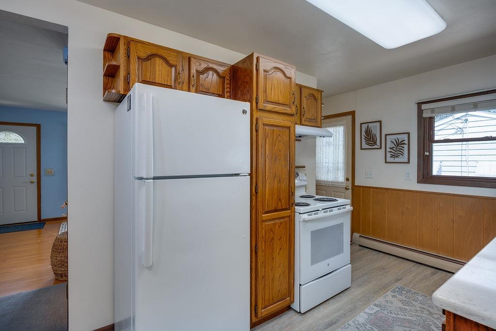 4208 Elinor Street Madison, WI 53716 - Photo 8 of 41