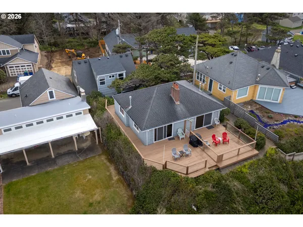 $869,000 | 3063 Southwest Anchor Avenue, Lincoln City, OR 97367