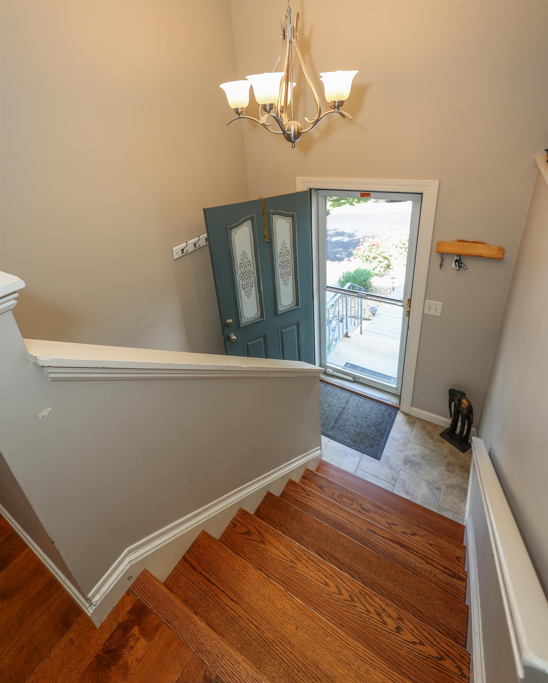 52 Jonathan Lane Manchester, NH 03104 - Photo 12 of 40