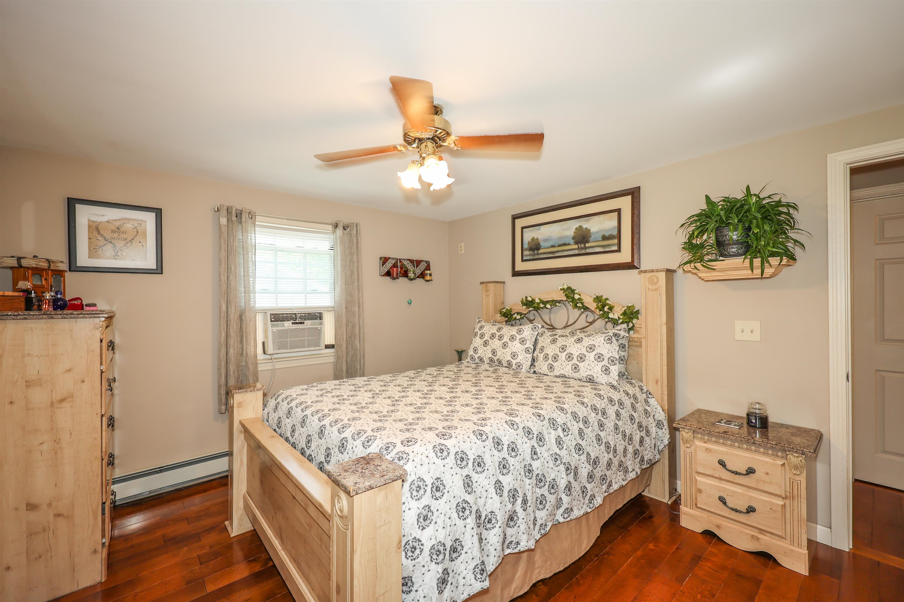 52 Jonathan Lane Manchester, NH 03104 - Photo 22 of 40