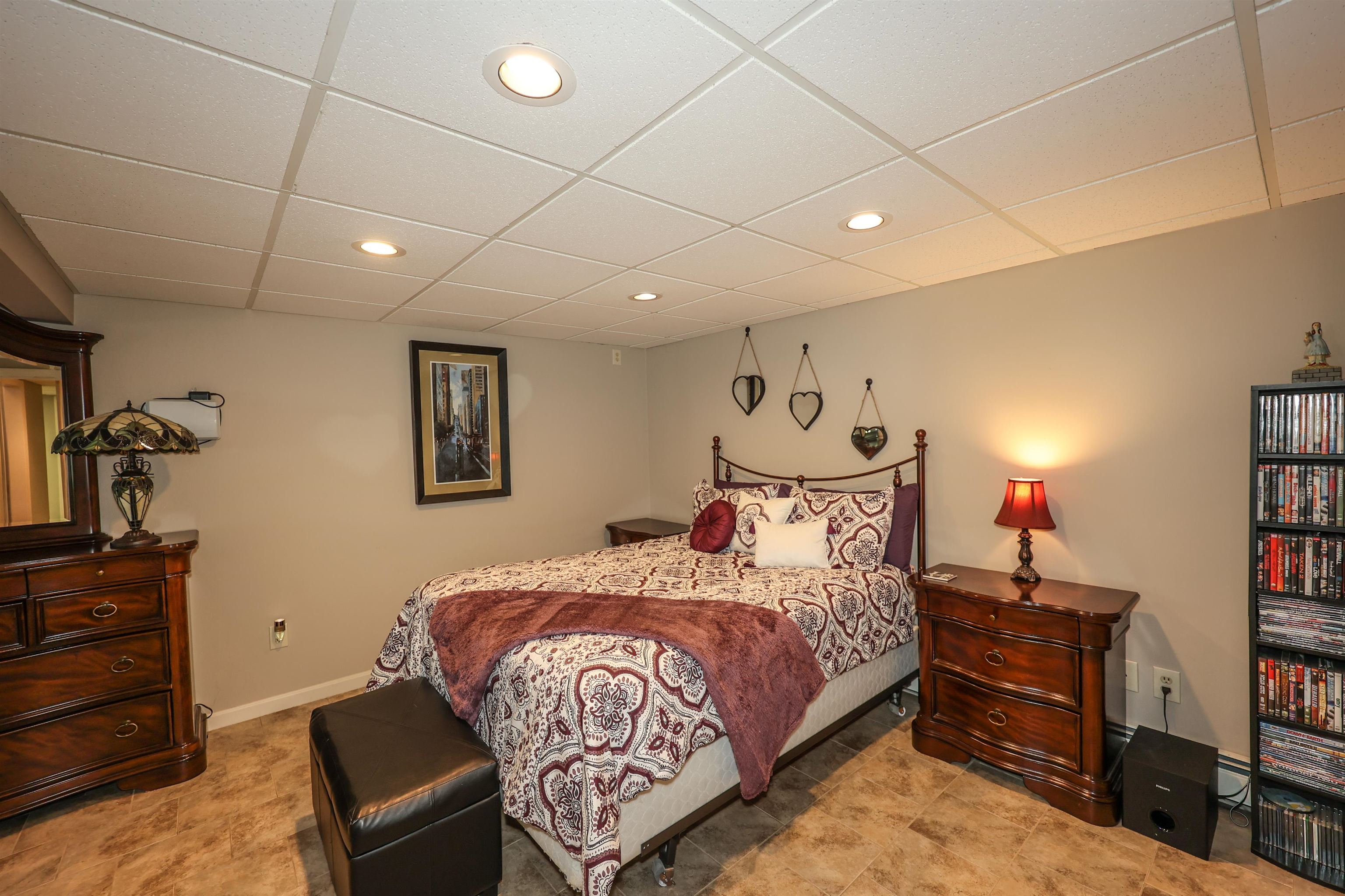 52 Jonathan Lane Manchester, NH 03104 - Photo 30 of 40