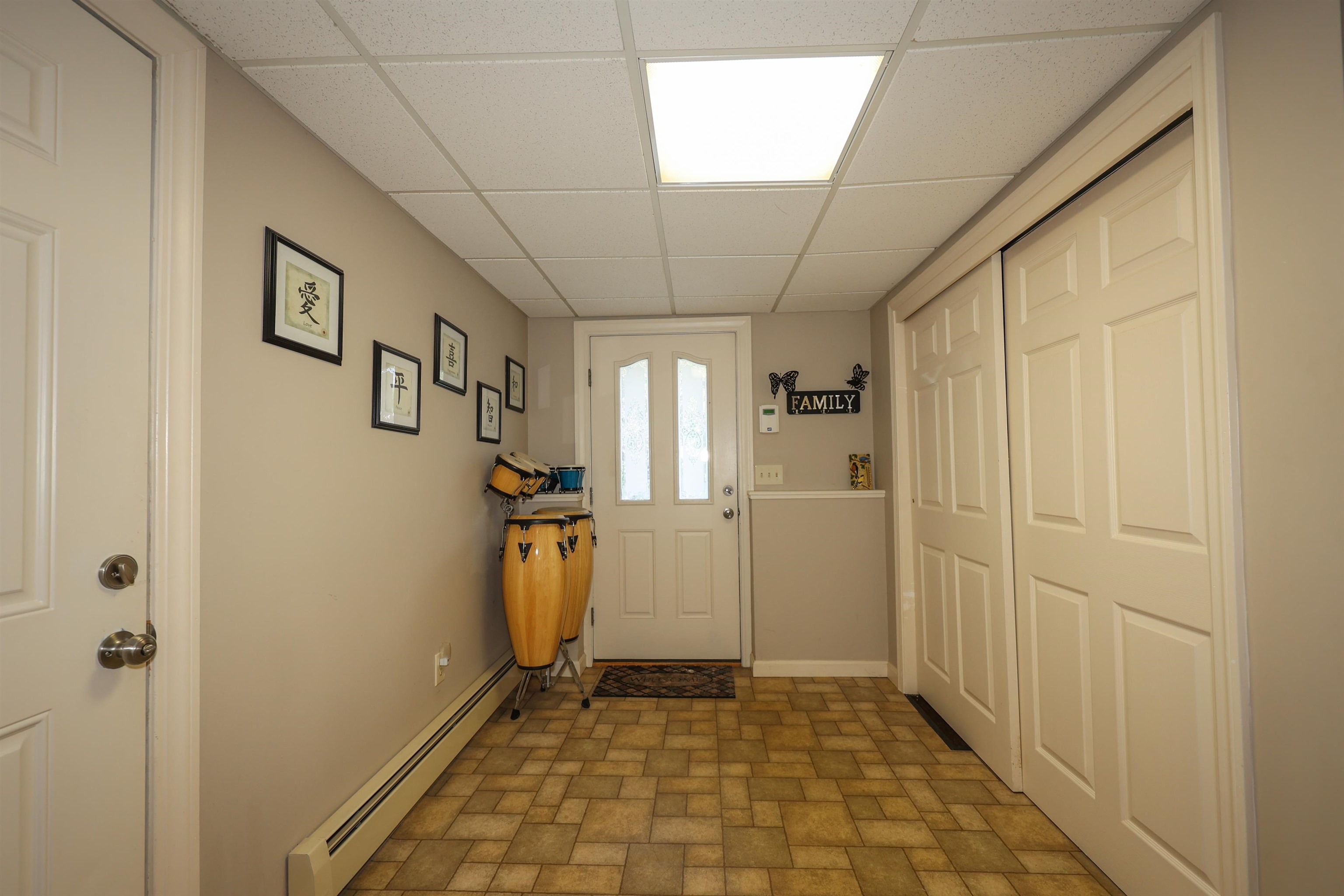 52 Jonathan Lane Manchester, NH 03104 - Photo 34 of 40