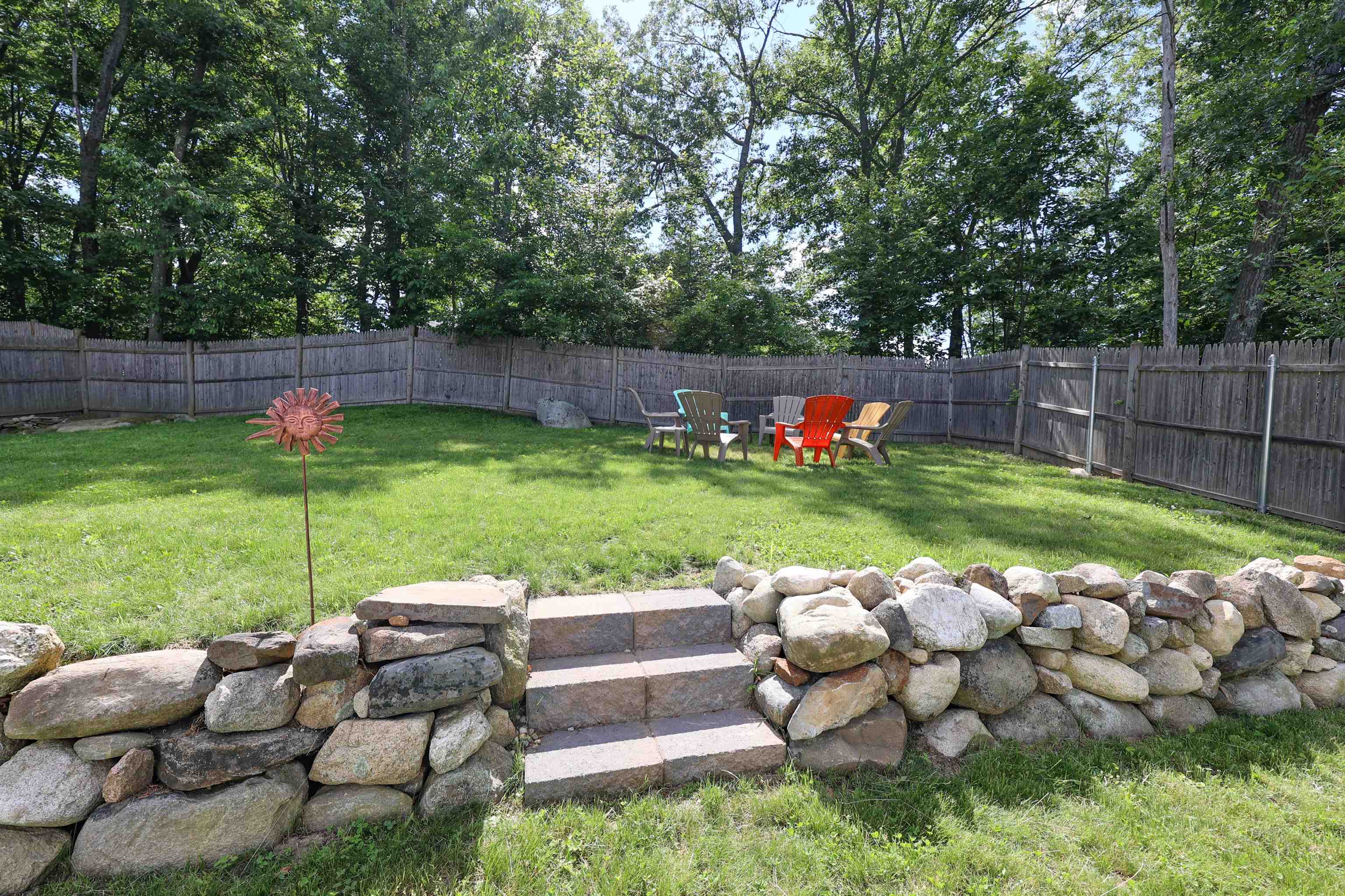 52 Jonathan Lane Manchester, NH 03104 - Photo 6 of 40