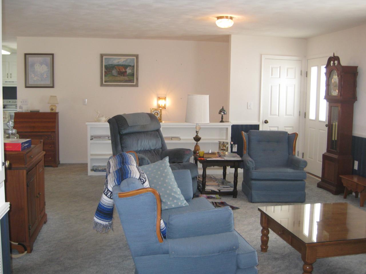 3328 Hemingway Road Roanoke, VA 24014 - Photo 4 of 19 INTERIOR