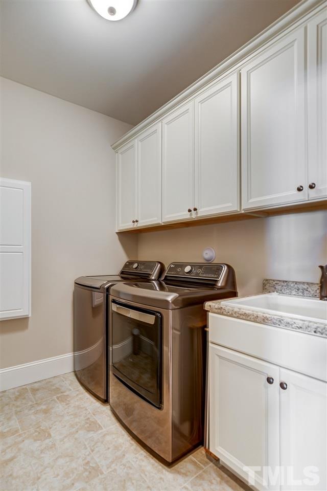 7704 Stonehenge Farm Lane Raleigh, NC 27613 - Photo 16 of 23 Gallery Image 16