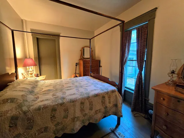 $299,500 | 9791 South Hillsdale Road, Hillsdale, MI 49242