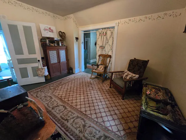 $299,500 | 9791 South Hillsdale Road, Hillsdale, MI 49242