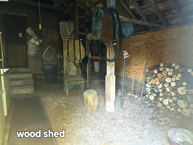 $299,500 | 9791 South Hillsdale Road, Hillsdale, MI 49242