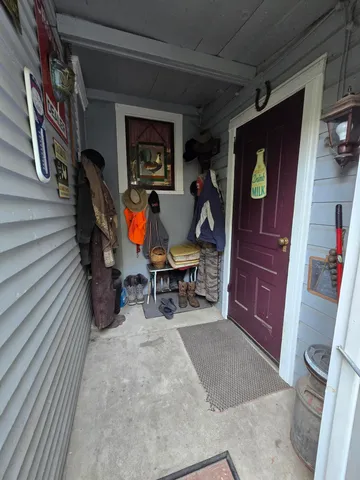 $299,500 | 9791 South Hillsdale Road, Hillsdale, MI 49242