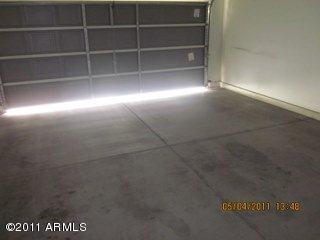 902 East Pedro Road Phoenix, AZ 85042 - Photo 8 of 18 garage
