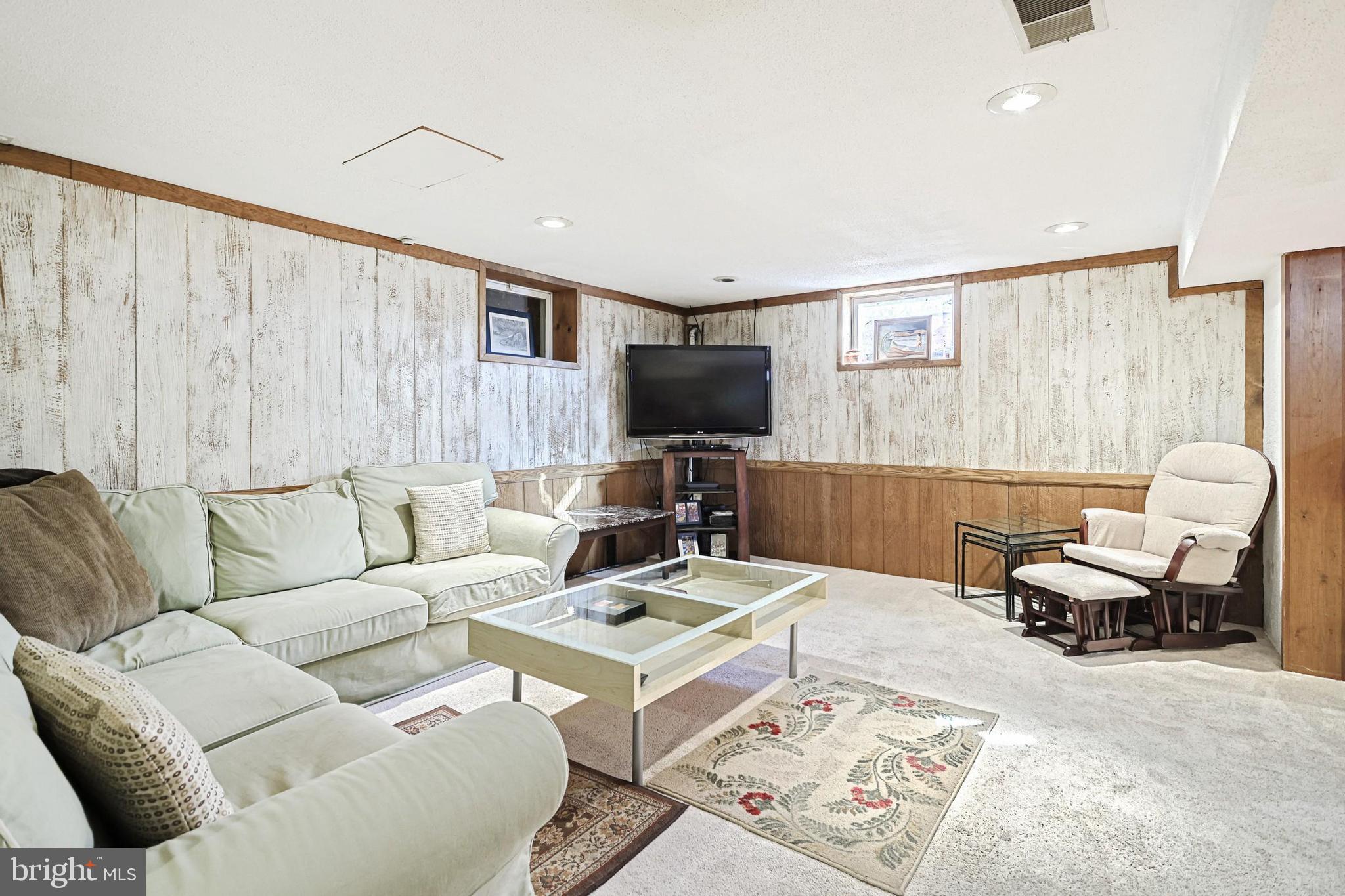 185 Windsor Road York, PA 17402 - Photo 26 of 30 Gallery Image 26