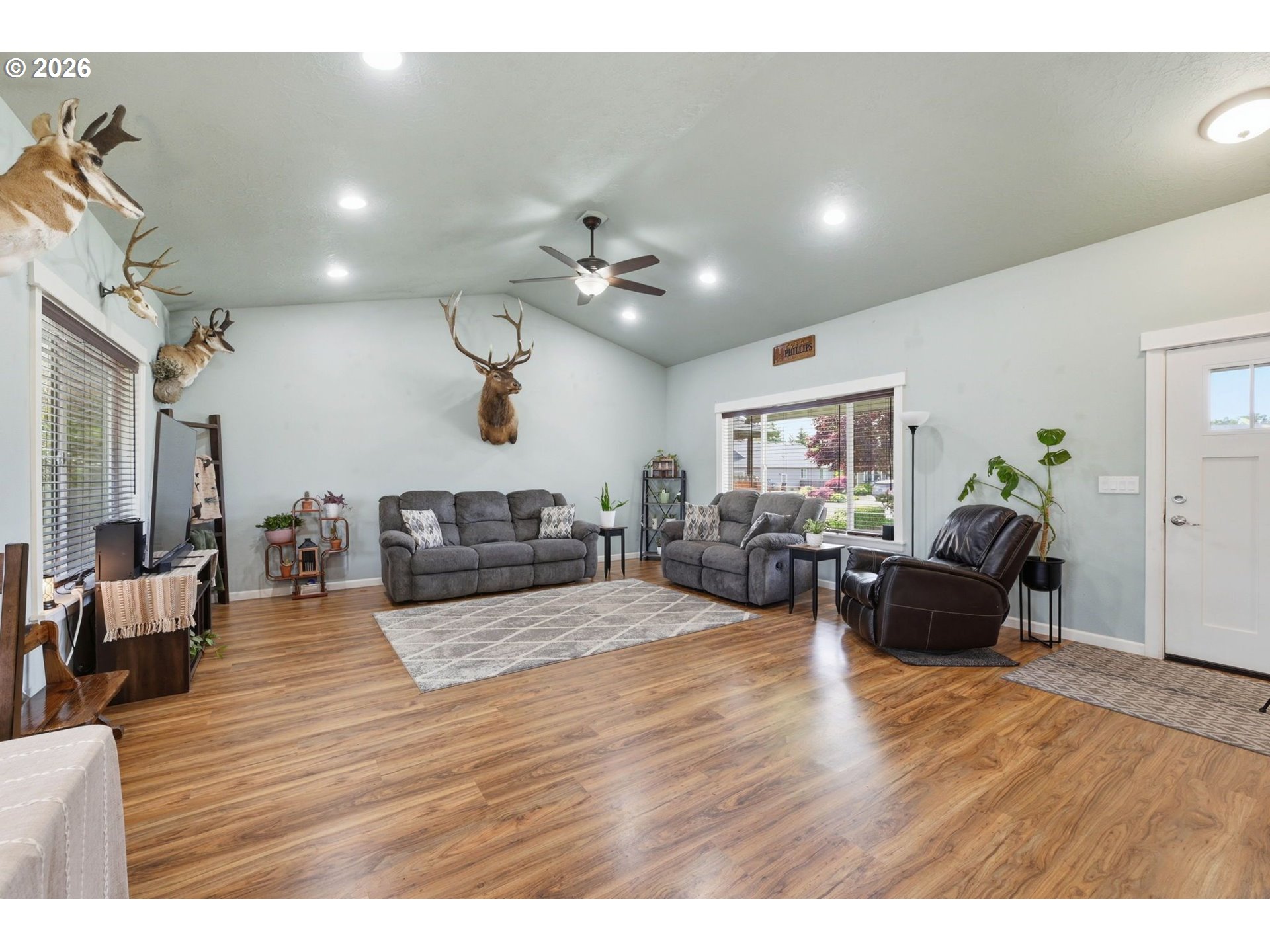 38599 Filbert Street Scio, OR 97374 - Photo 5 of 37