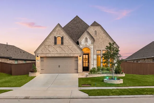 $390,000 | 5043 Country Mdws Trail, Iowa Colony, TX 77583
