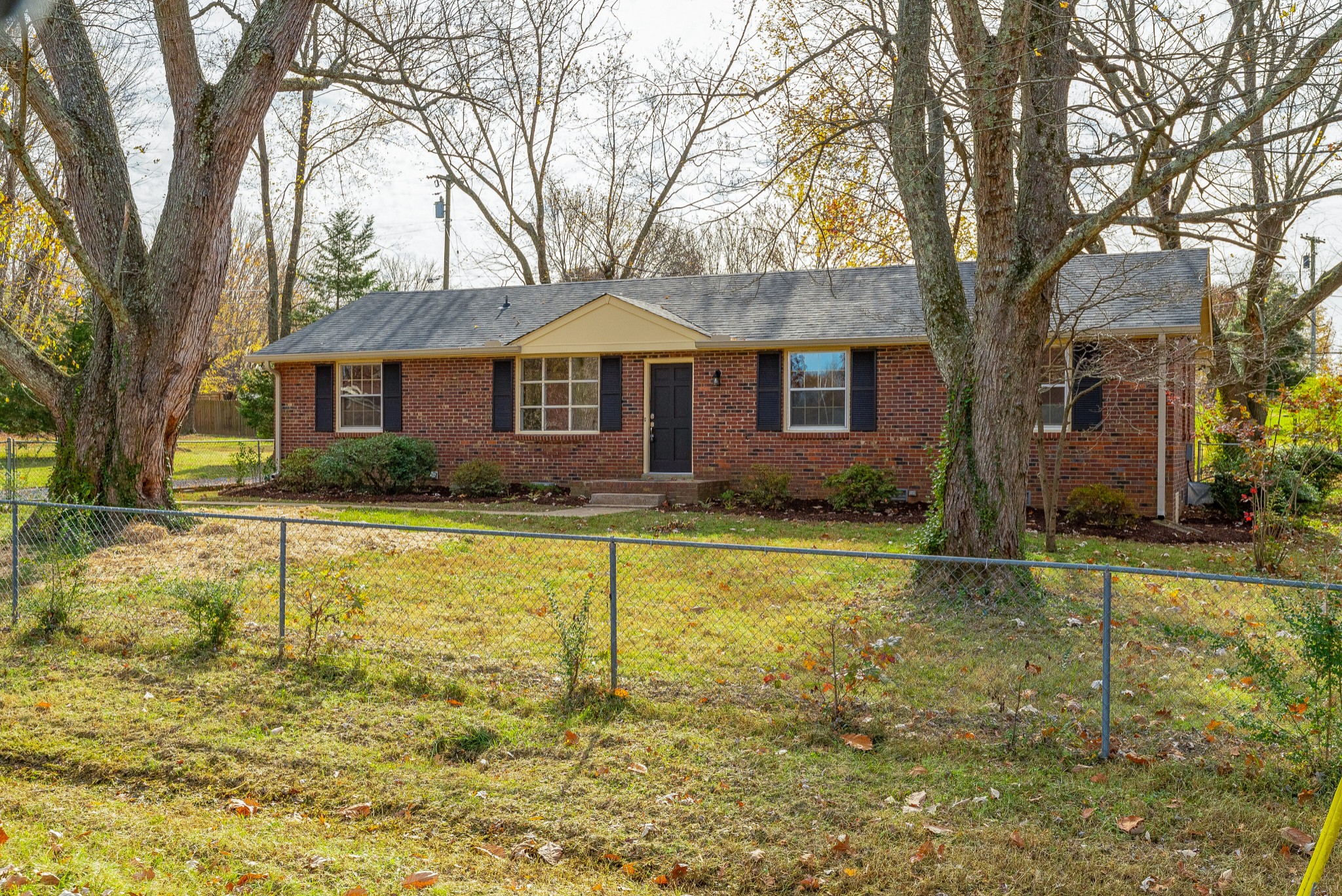 2511 Allison Lane Springfield, TN 37172 - Photo 2 of 29 Gallery Image 2