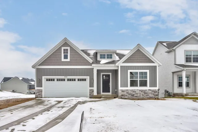 $529,900 | 10137 Strawberry Lane, Zeeland, MI 49464