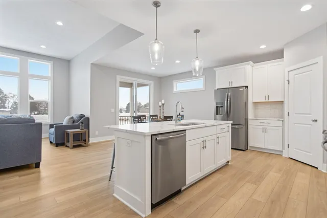 $529,900 | 10137 Strawberry Lane, Zeeland, MI 49464