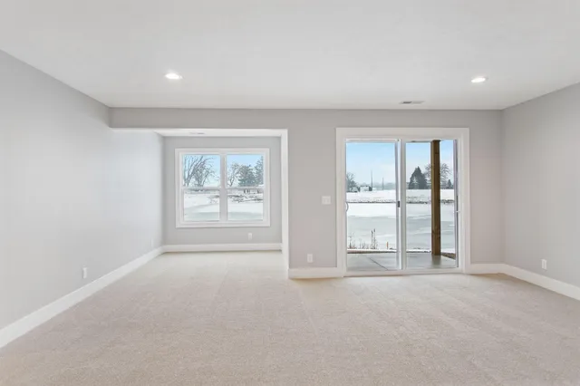 $529,900 | 10137 Strawberry Lane, Zeeland, MI 49464