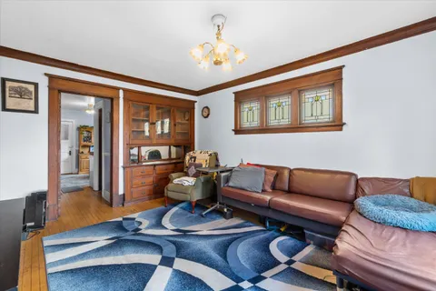 $299,900 | 2116 North Oakland Avenue, Unit 2118, Milwaukee, WI 53202