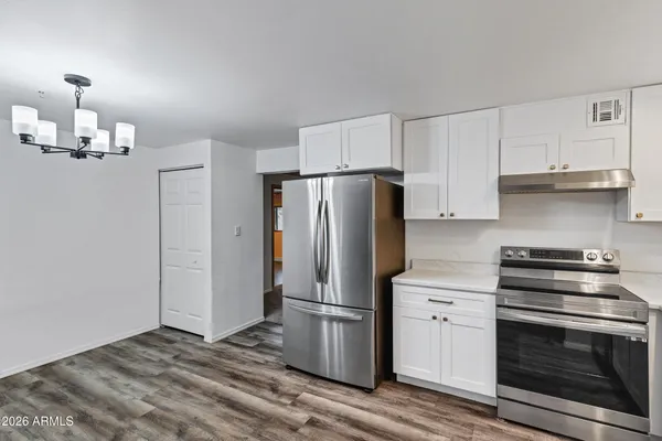 $389,990 | 1521 West Thunderbird Road, Phoenix, AZ 85023