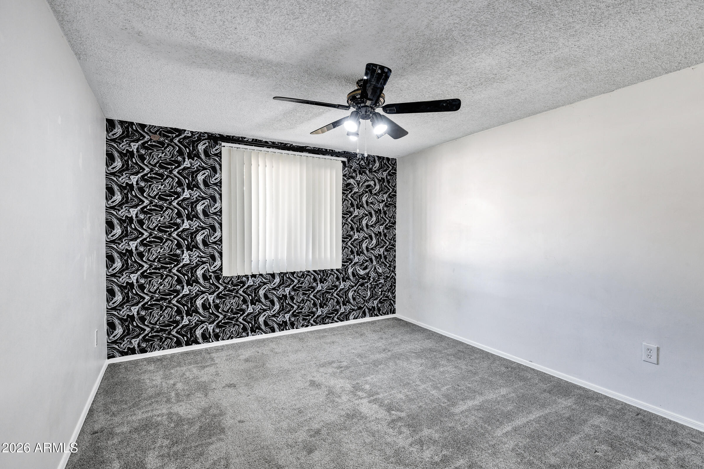 1521 West Thunderbird Road Phoenix, AZ 85023 - Photo 19 of 37 1521 W Thunderbird Rd-19