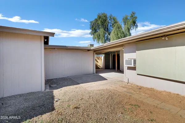 $389,990 | 1521 West Thunderbird Road, Phoenix, AZ 85023