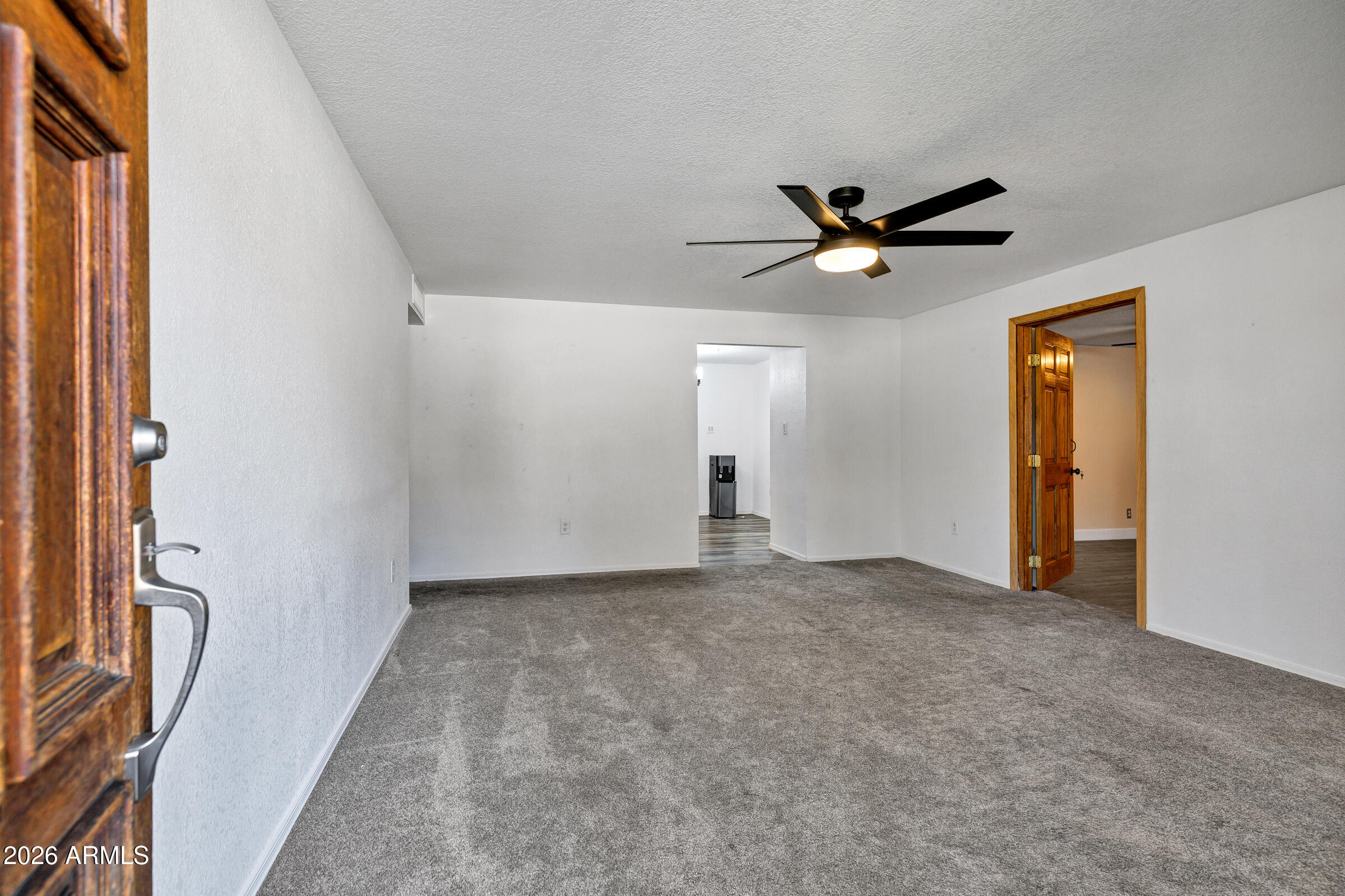 1521 West Thunderbird Road Phoenix, AZ 85023 - Photo 5 of 37 1521 W Thunderbird Rd-5