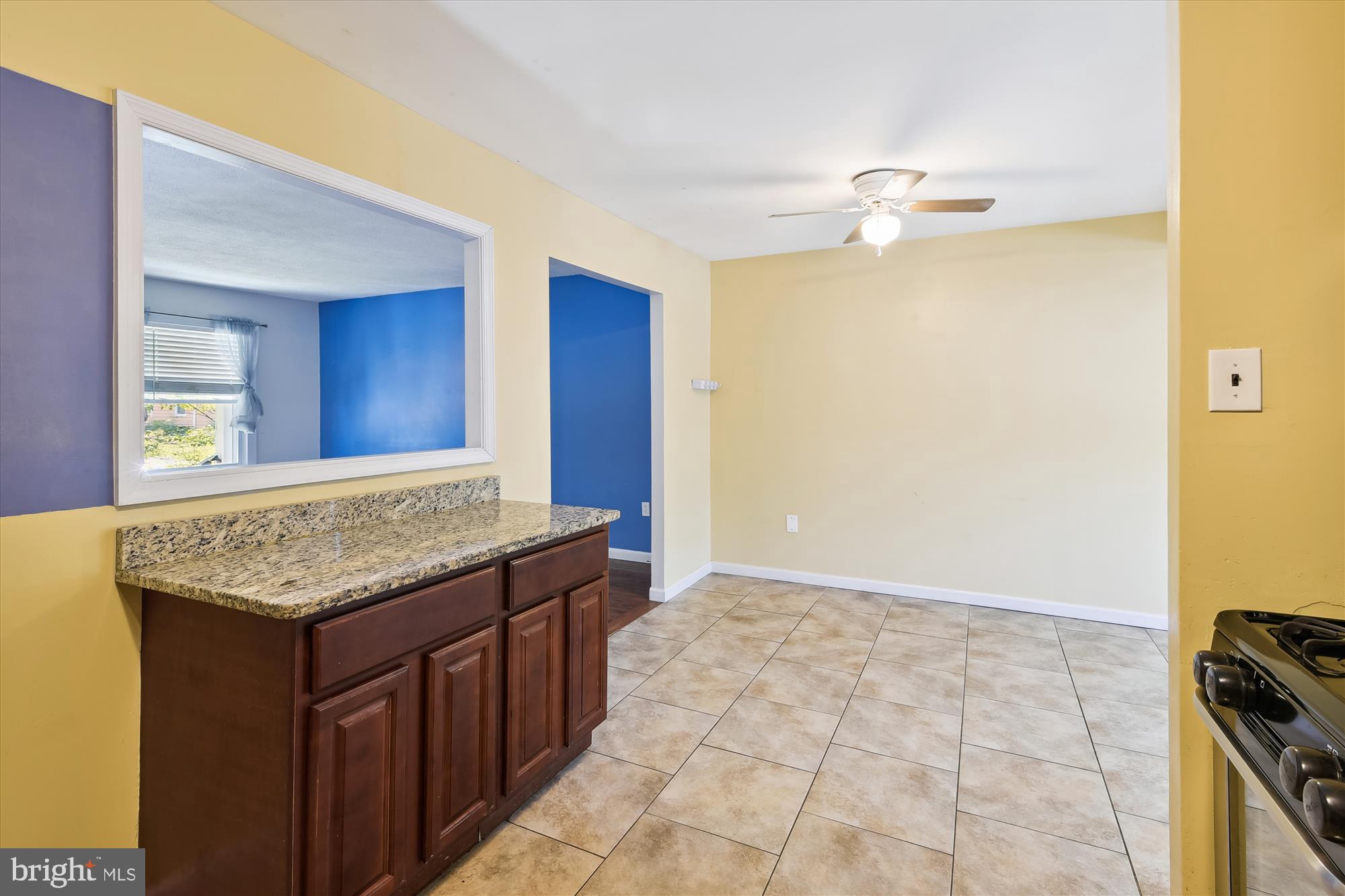 1046 Springhill Way Gambrills, MD 21054 - Photo 14 of 40 Kitchen