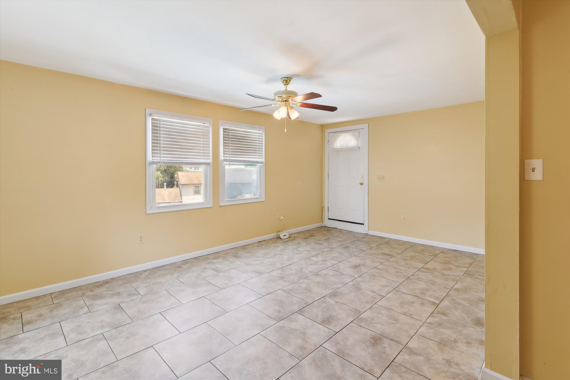 1046 Springhill Way Gambrills, MD 21054 - Photo 17 of 40 Dining Room