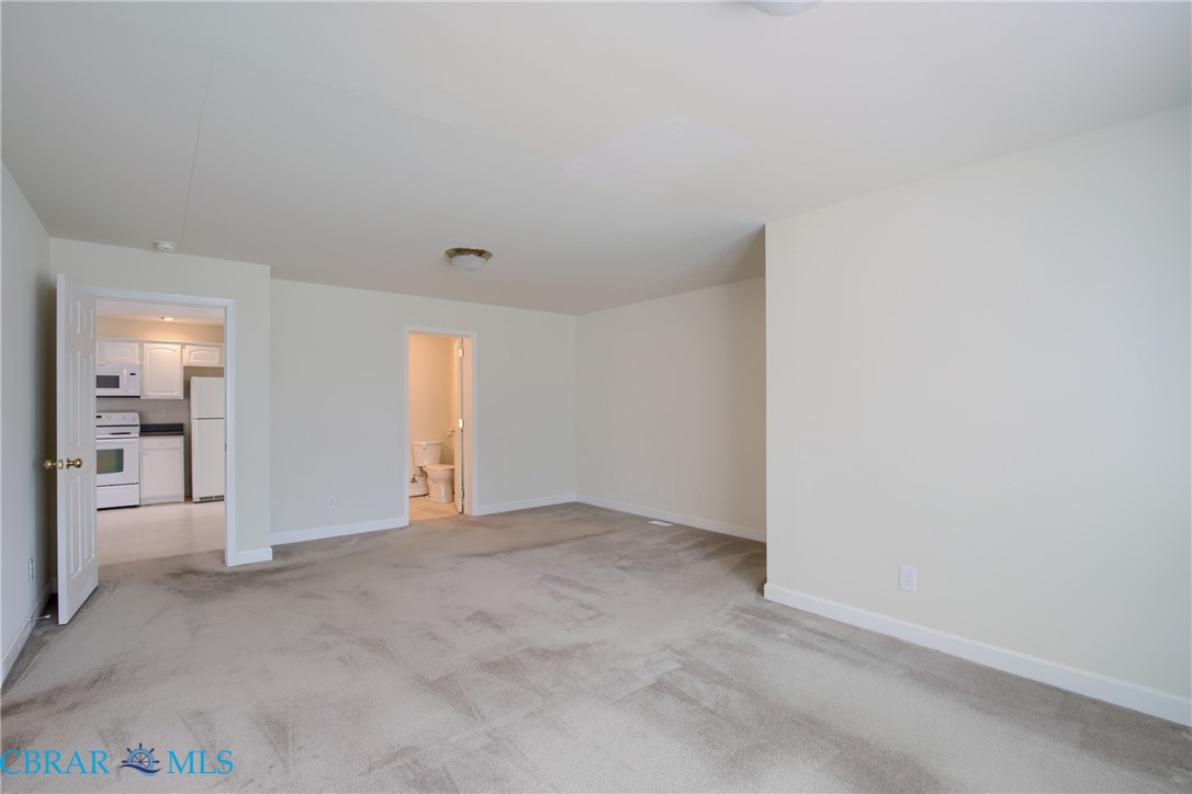 9469 Glass Road Gloucester, VA 23061 - Photo 15 of 23