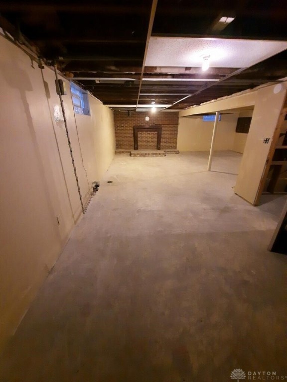 433 Lewiston Road Kettering, OH 45429 - Photo 21 of 28 Gallery Image 21