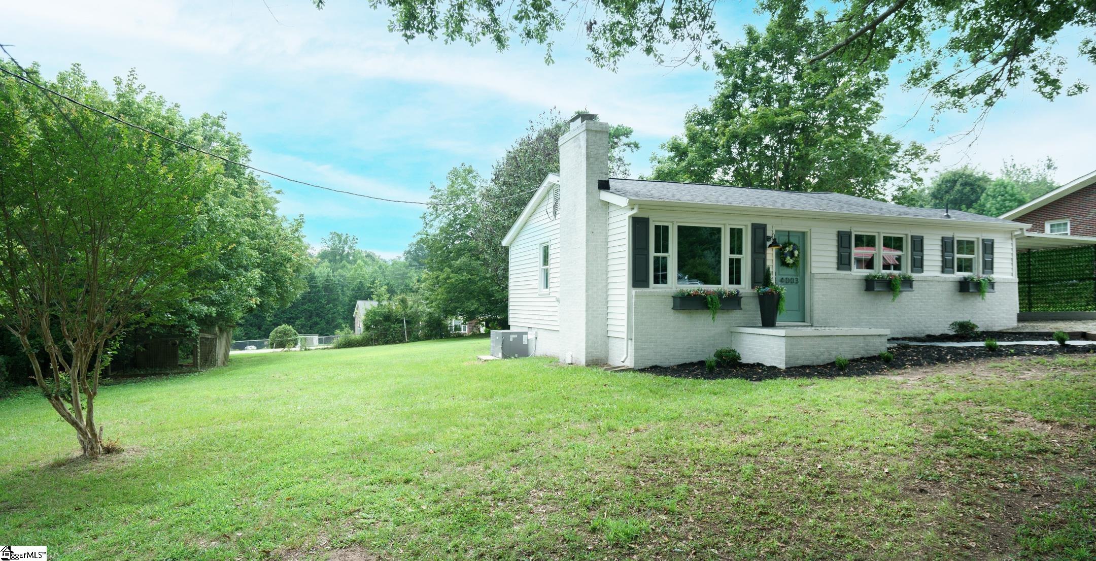 4003 Blue Ridge Circle Greer, SC 29651 - Photo 3 of 24