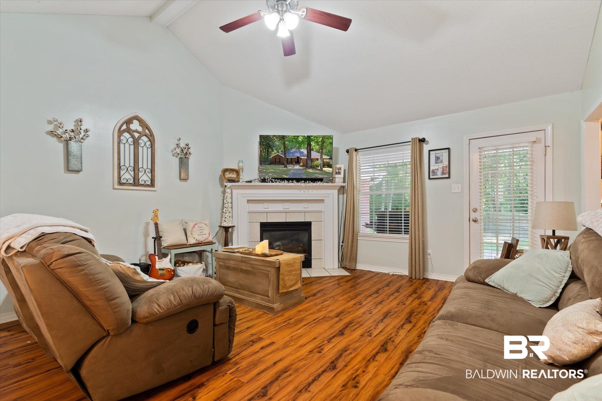 8010 Suzanne Way Mobile, AL 36695 - Photo 2 of 22