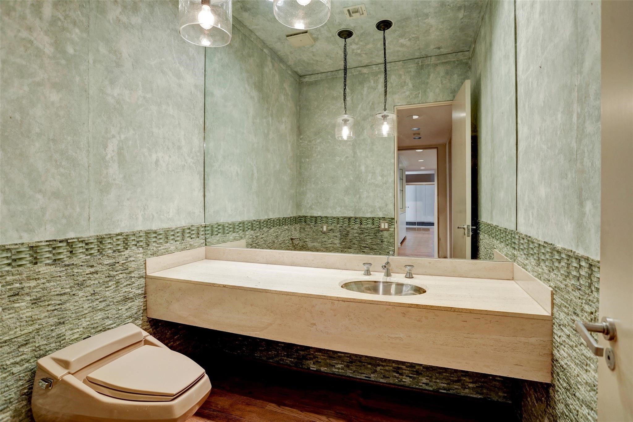 431 Hedwig Road Piney Point Village, TX 77024 - Photo 11 of 22